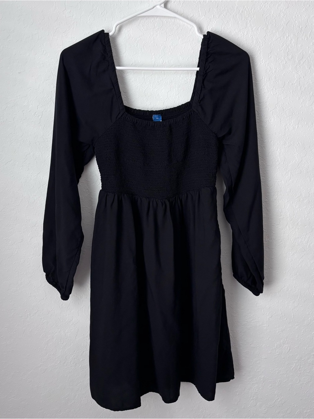 Old Navy Black Long-Sleeve Smocked Mini Dress